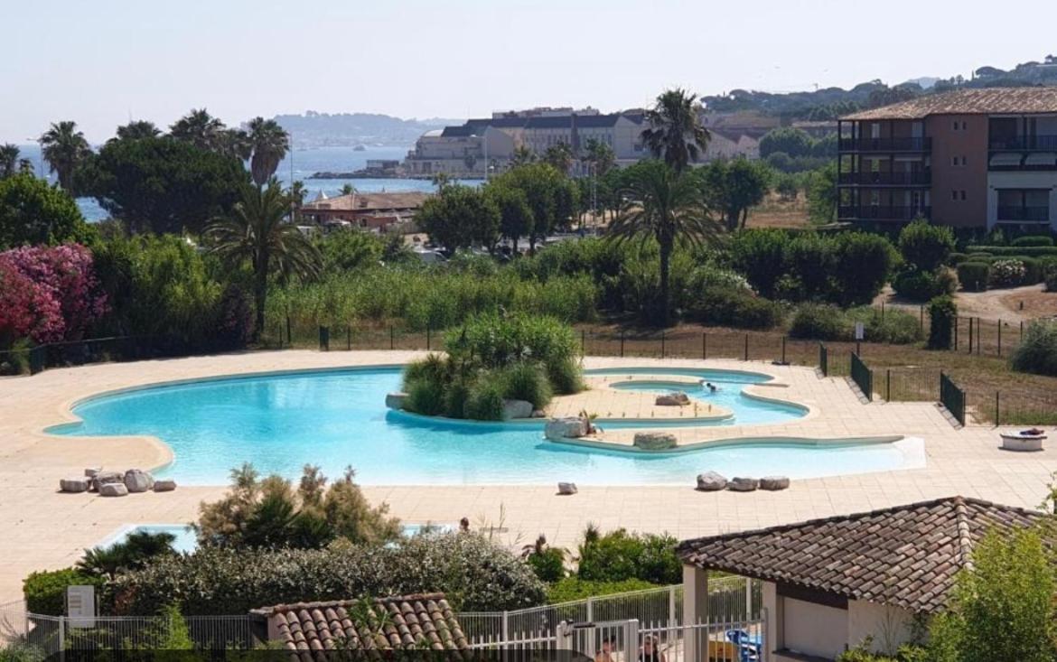 Proche St Tropez Refait A Neuf Bord De Plage Et Piscine Cogolin Esterno foto