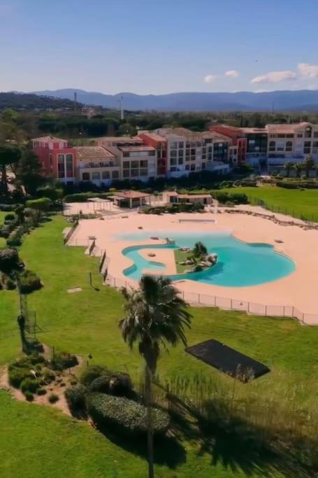 Proche St Tropez Refait A Neuf Bord De Plage Et Piscine Cogolin Esterno foto