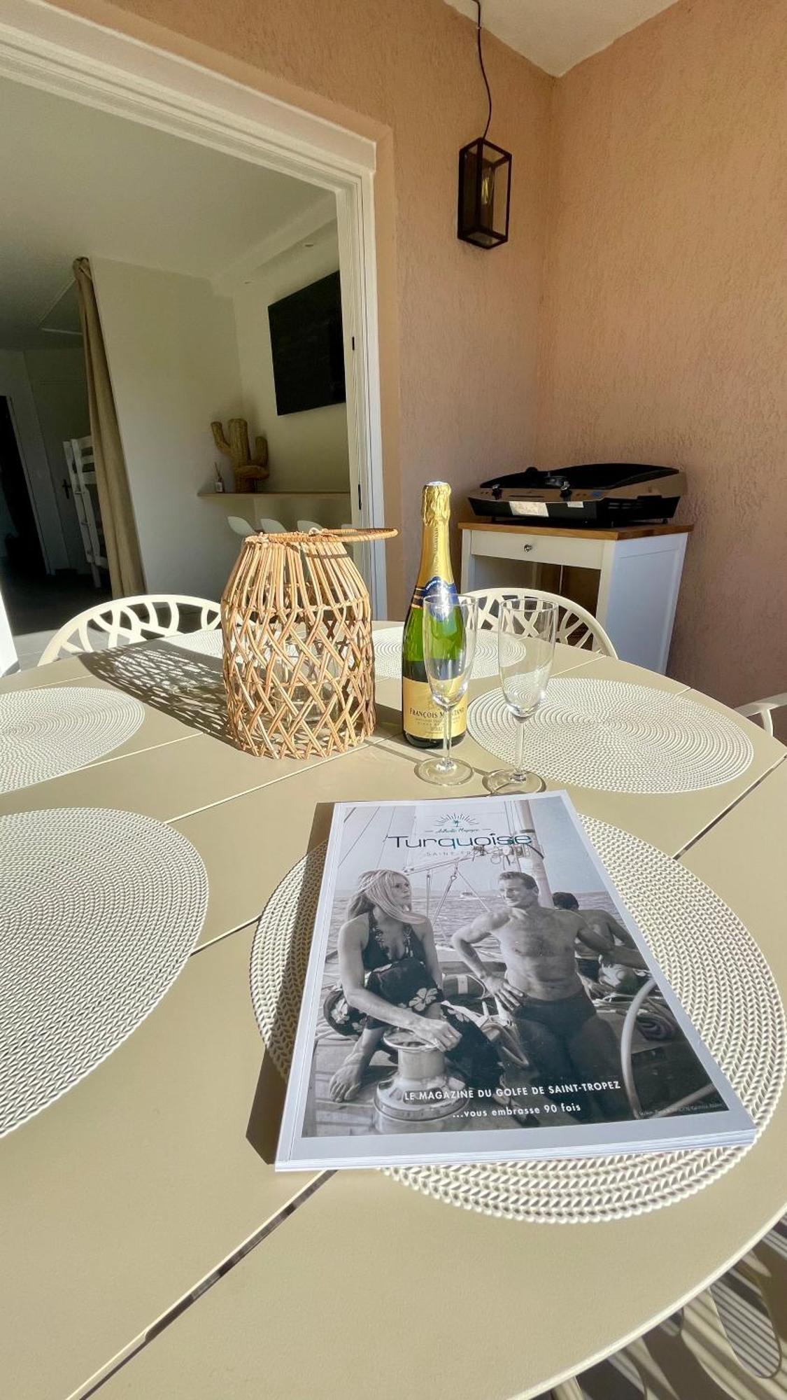 Proche St Tropez Refait A Neuf Bord De Plage Et Piscine Cogolin Esterno foto